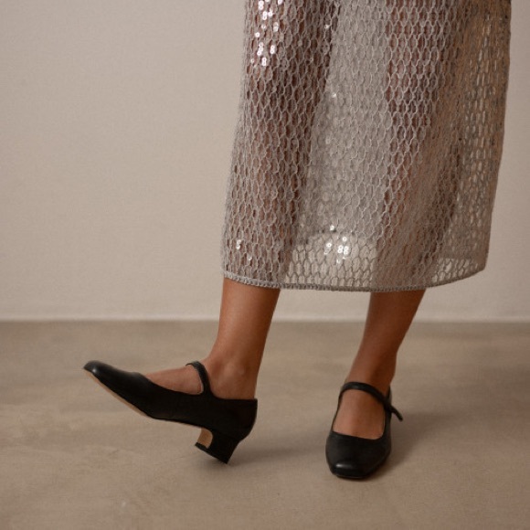 Black Italian Leather Mary Jane Heels - Picture 2 of 10